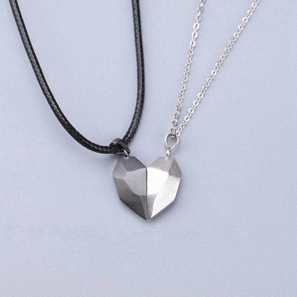 Insepara Heart Necklace