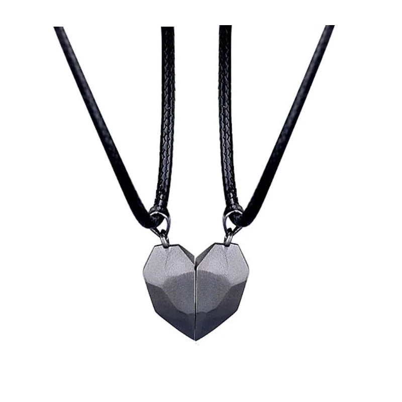 Insepara Heart Necklace